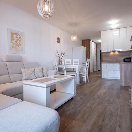 Tatrystay Armeria Apartments Štrbské Pleso Dış mekan fotoğraf